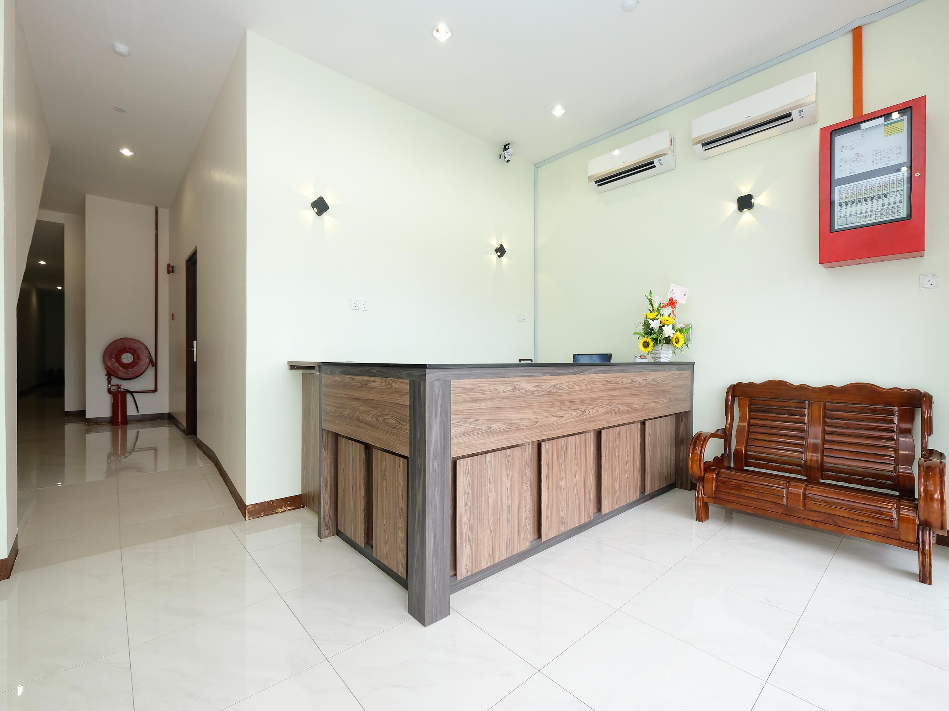 โอโย 43935 มันกาลิน โฮเต็ล Hotel กวนตัน ภายนอก รูปภาพ